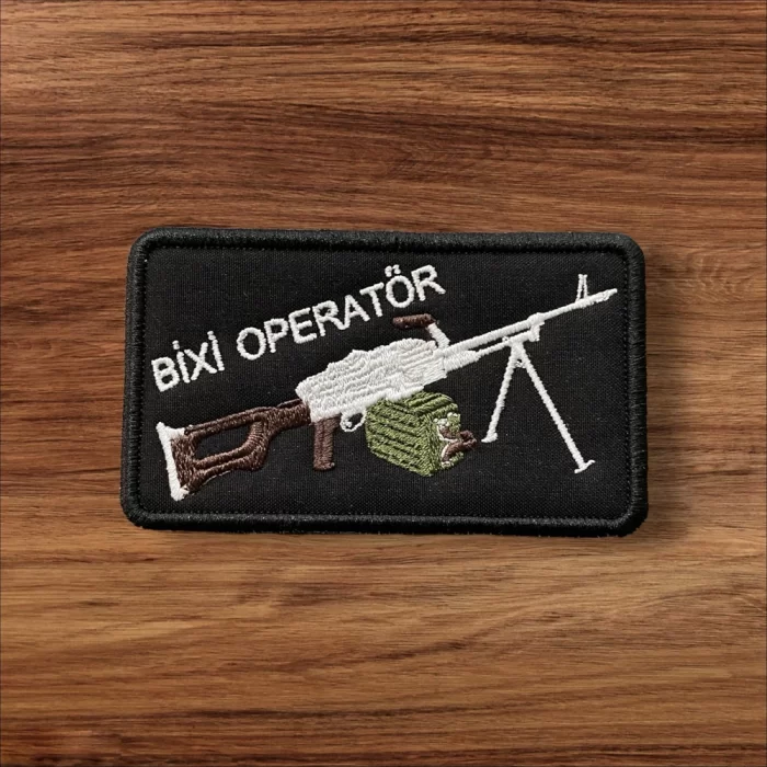 siyah zemin bixi operator patch arma nakis