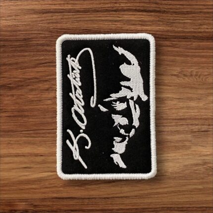 beyaz renk atatürk imza patch arma