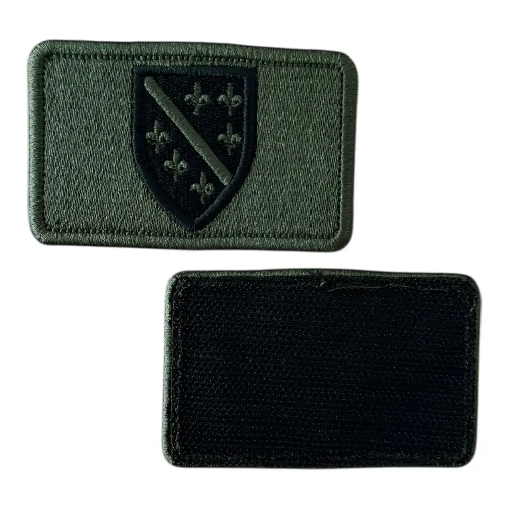 haki zemin bosna hersek 92 98 bayragi pec arma cirtli