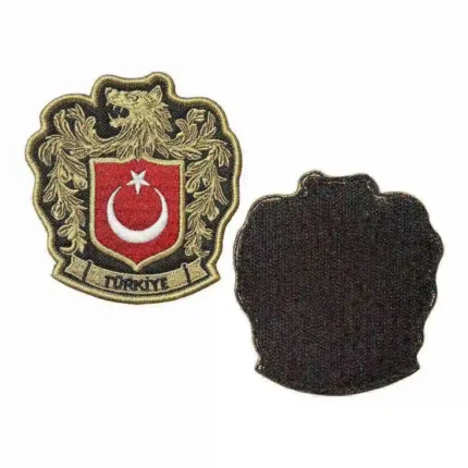 kurt motifli turk bayragi pec arma cirtli