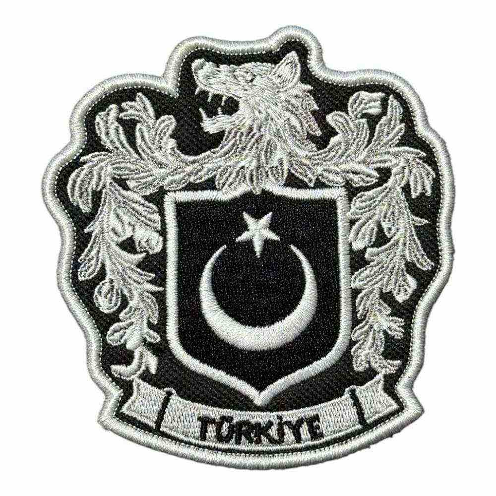 beyaz-renk-kurt-motifli-turk-bayragi-peci-arma beyaz renk kurt motifli turk bayragi peci arma
