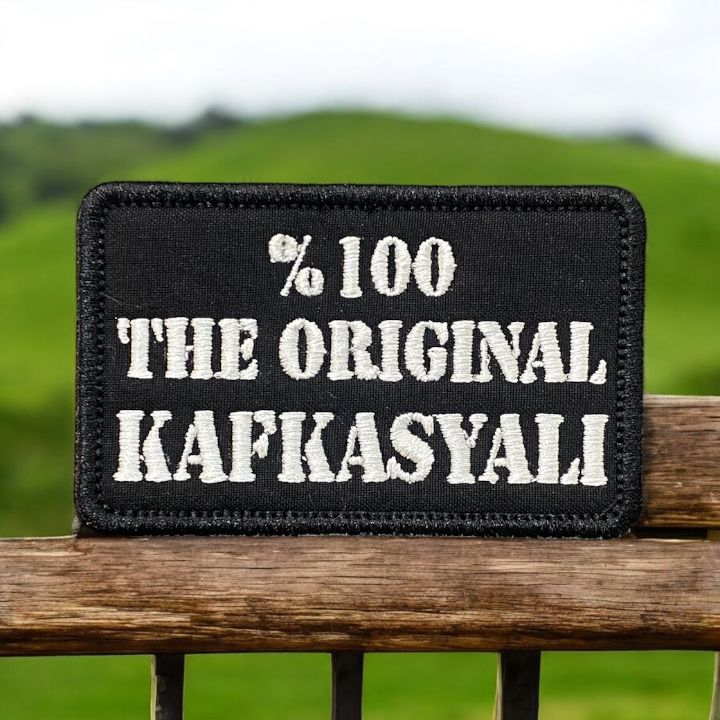 the original kafkasyali yazili nakis patch pec