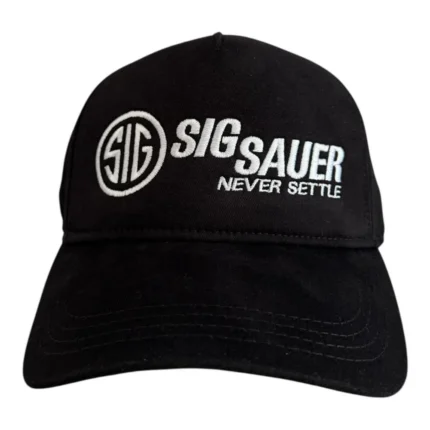 sig sauer never settle yazili siyah sapka