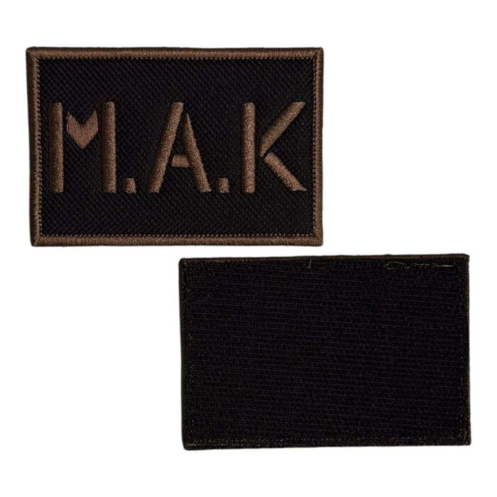 siyah zemin mak yazili nakis patch cirtli